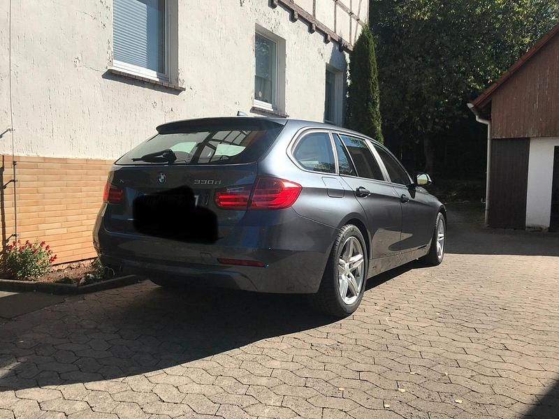 Second-hand BMW 330 258 CP (189 kW) 2014 Gri Break