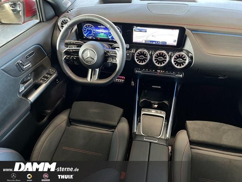 Gebraucht Mercedes EQA350 Premium 214 kW (292 PS) 2024 Patagonienrot manufactur SUV