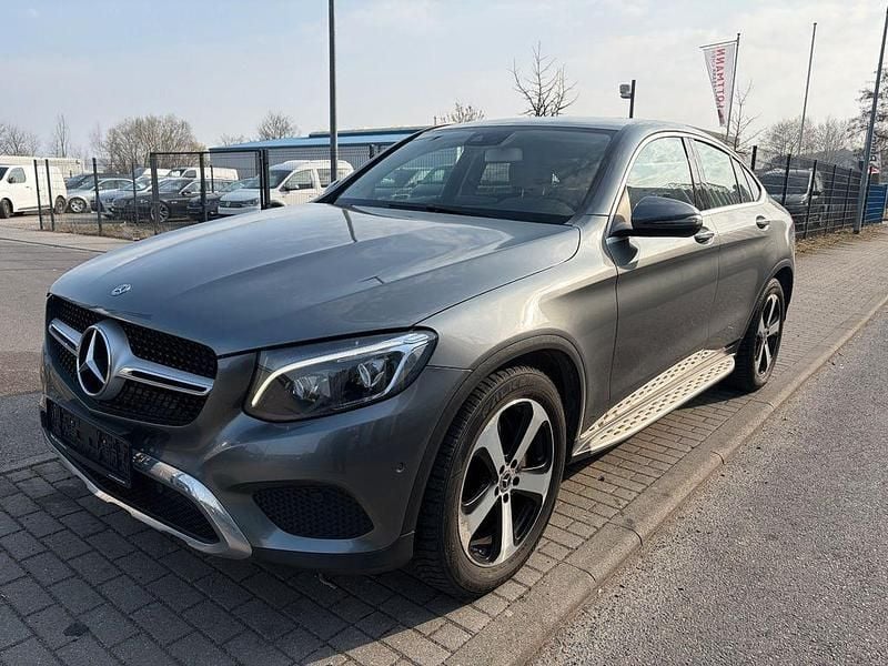 Gebraucht Mercedes GLC350 258 PS (189 kW) 2018 Grau Coupé