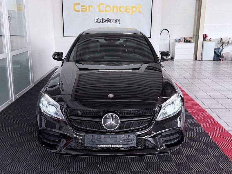 Schwarz Gebraucht 2018 Mercedes C43 AMG AMG Limousine | 39.900 € (Teuer) - Bild 1/4