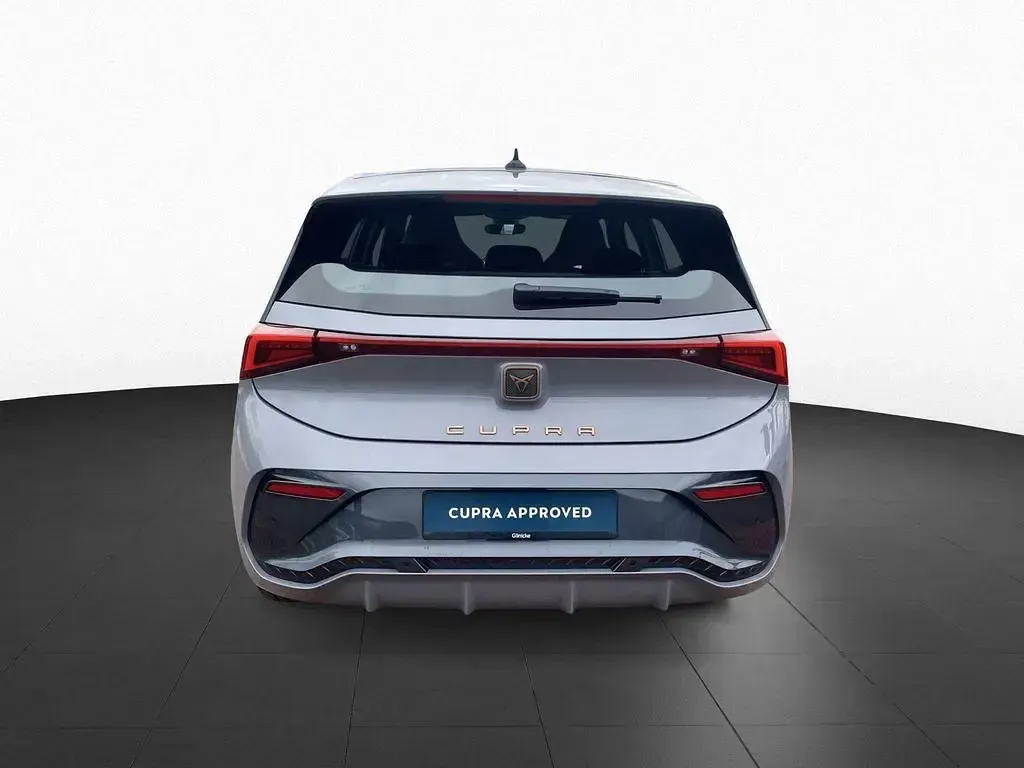 Usata Cupra Born 150 kW (204 CV) 2023 Grigio Utilitaria