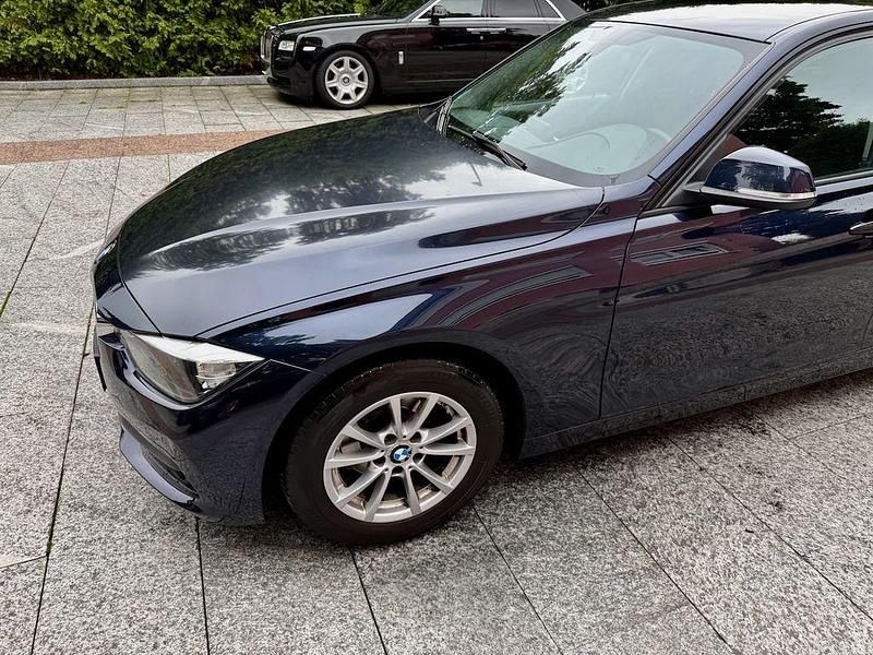 Gebraucht BMW 320 Advantage 184 PS (135 kW) 2015 Blau Kombi