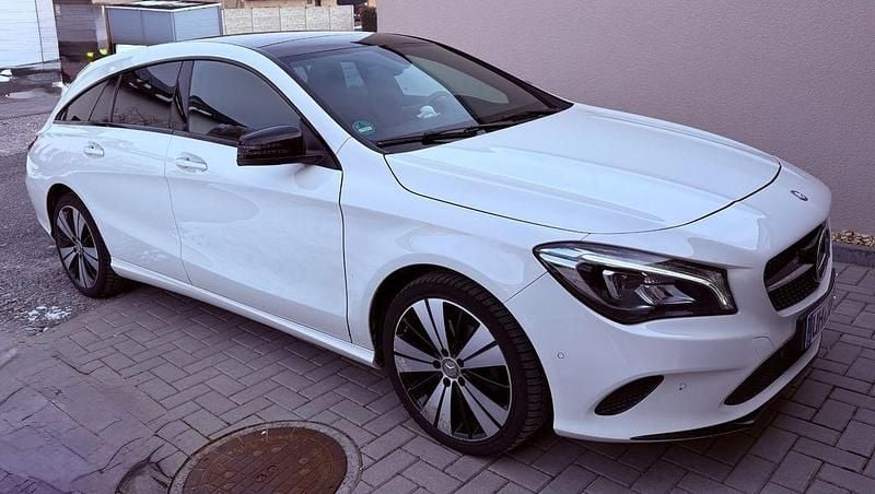 Gebraucht Mercedes CLA180 Shooting Brake 122 PS (89 kW) 2016 Weiß Kombi