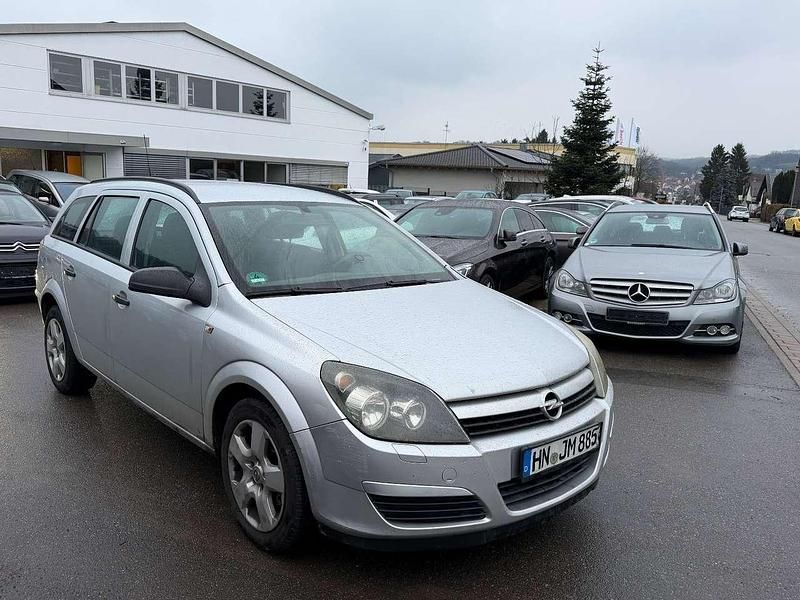 Gebraucht Opel Astra Selection 116 PS (85 kW) 2009 Silber Kombi