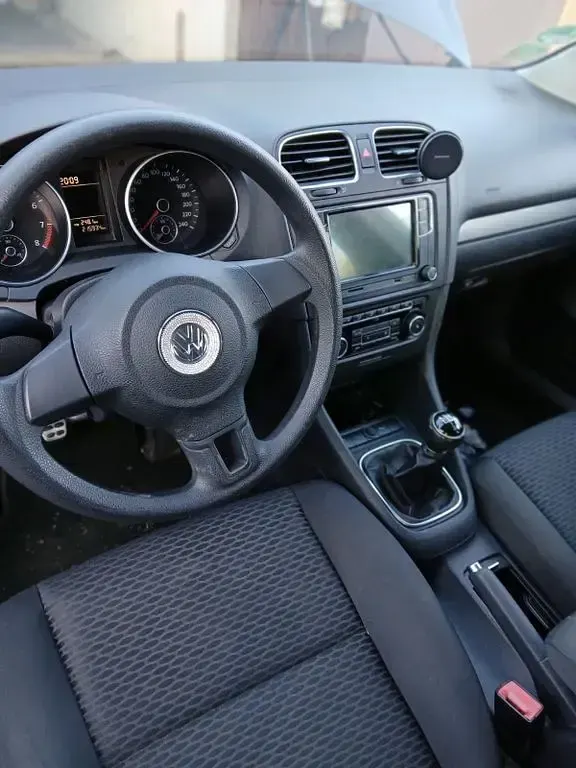 Gebraucht VW Golf VI Move 105 PS (77 kW) 2011 Schwarz Limousine