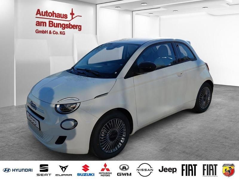 Neu Fiat 500 Icon 65 PS (47 kW) 2026 Weiß (ice weiß) Limousine