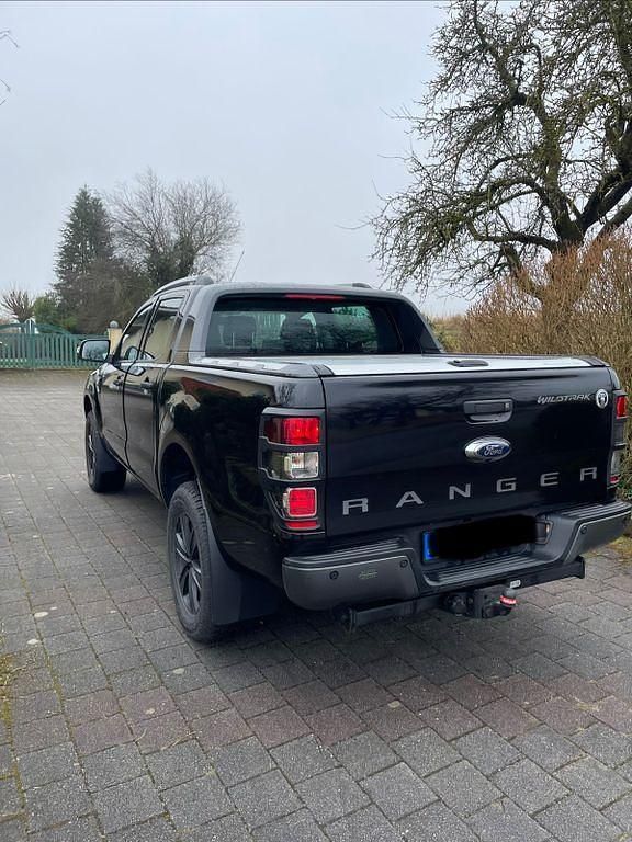 Gebraucht Ford Ranger 200 PS (147 kW) 2015 Schwarz Abholung
