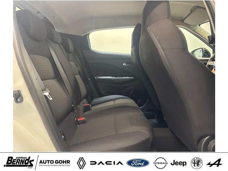 Gebraucht Nissan Juke Acenta 114 PS (83 kW) 2024 Weiß SUV