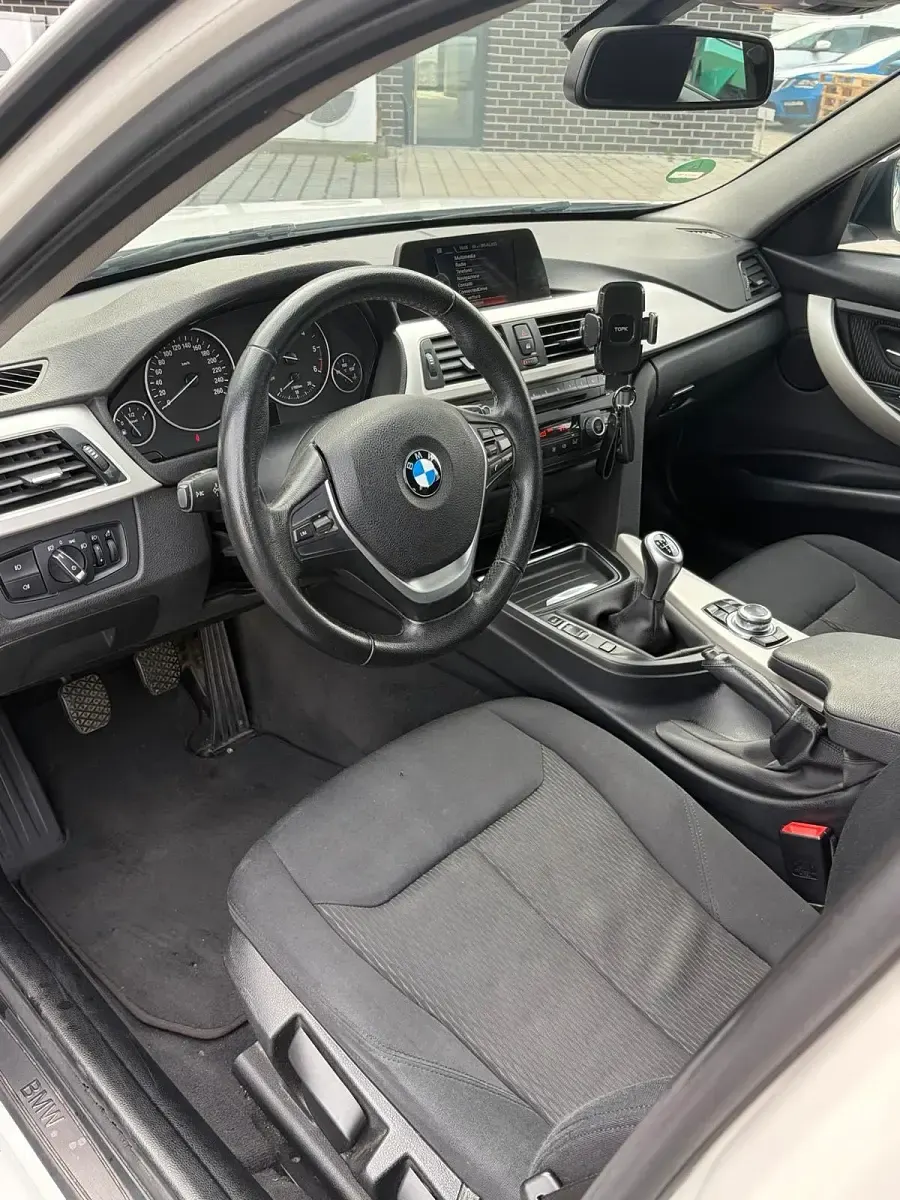 Gebraucht BMW 316 116 PS (85 kW) 2015 Weiß Kombi