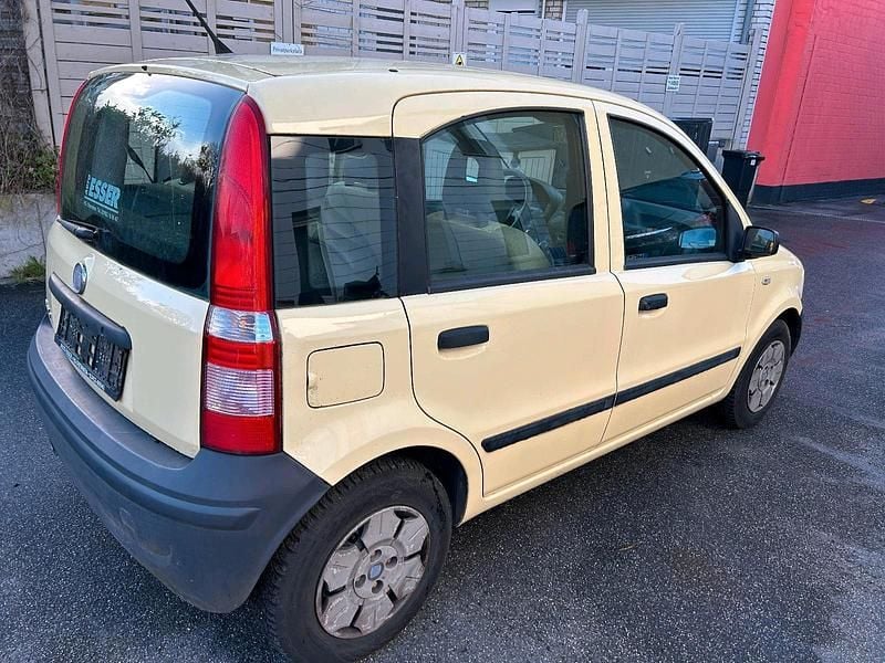 Gebraucht Fiat Panda 54 PS (39 kW) 2009 Gelb Kleinwagen