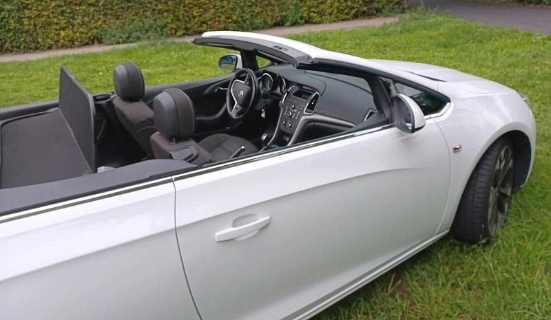 Gebraucht Opel Cascada 140 PS (102 kW) 2013 Weiß Cabrio