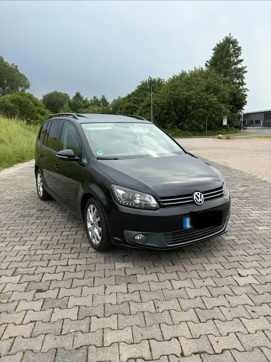 Gebraucht VW Touran 140 PS (102 kW) 2012 Schwarz Van / Kleinbus
