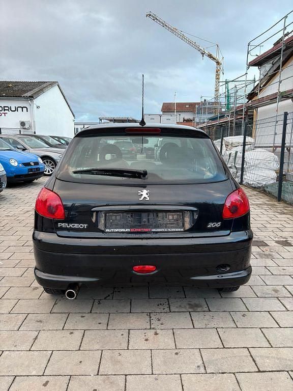 Gebraucht Peugeot 206 75 PS (55 kW) 2007 Schwarz Limousine