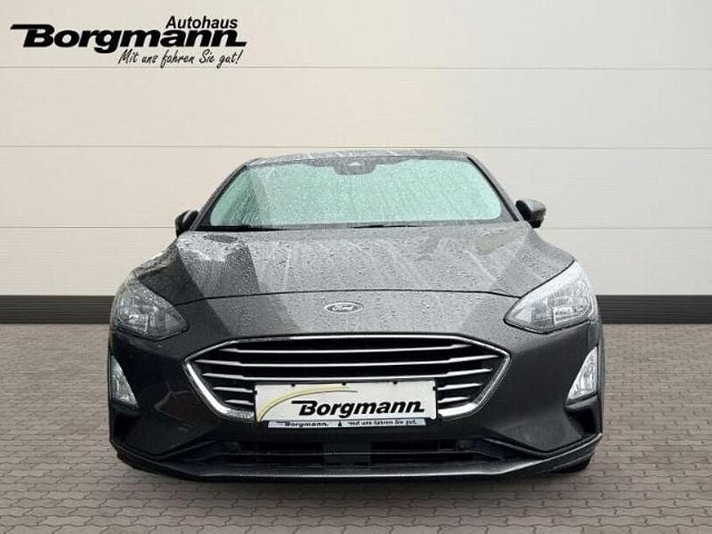 Gebraucht Ford Focus Active X 125 PS (91 kW) 2021 Grau Limousine