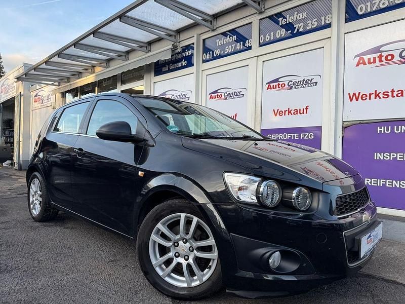 Schwarz Gebraucht 2011 Chevrolet Aveo Limousine | 5.299 € - Bild 1/4
