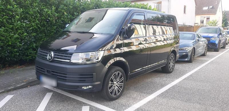 Schwarz Gebraucht 2016 VW 181 SUV | 24.500 € - Bild 1/4