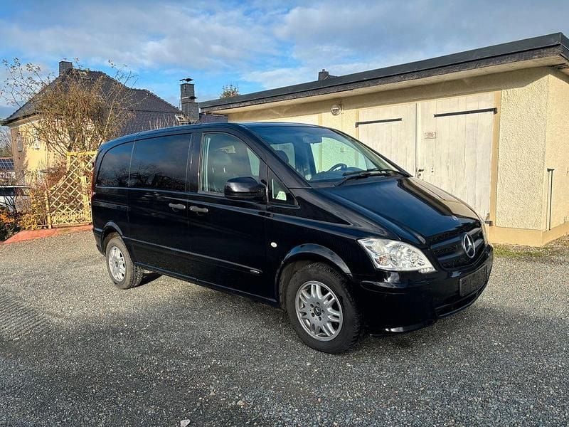 Gebraucht Mercedes Vito 224 PS (164 kW) 2011 Schwarz Van