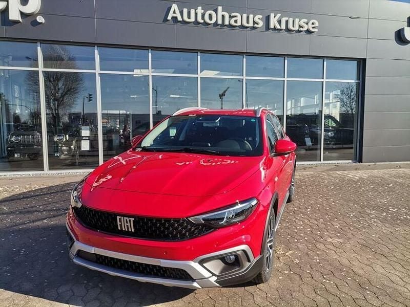 Gebraucht Fiat Tipo Red 100 PS (73 kW) 2022 Rot Kombi