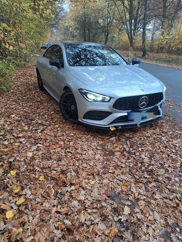 Gebraucht Mercedes CLA200 163 PS (119 kW) 2023 Silber Coupé