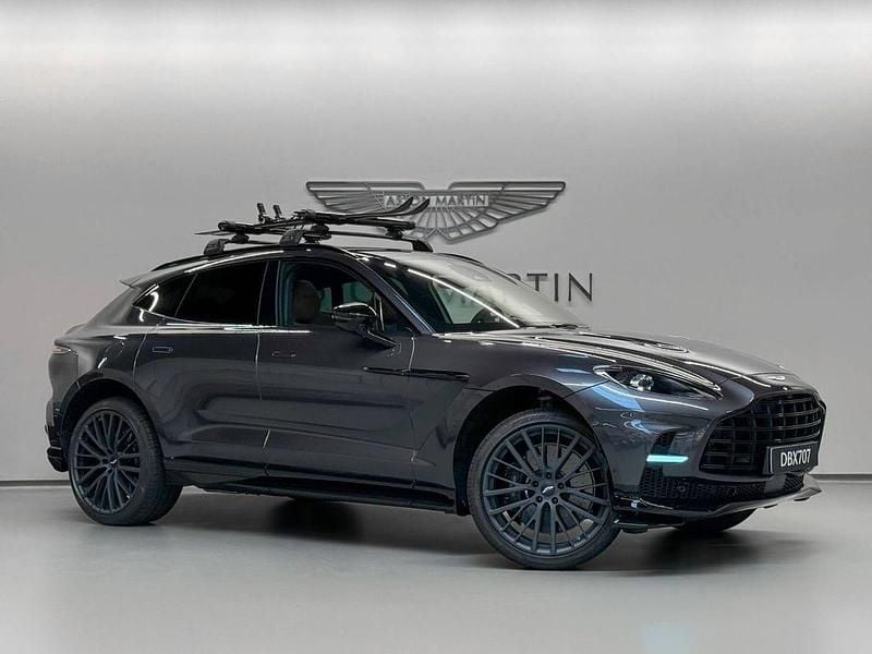 Neu Aston Martin DBX 707 707 PS (519 kW) 2025 Schwarz SUV