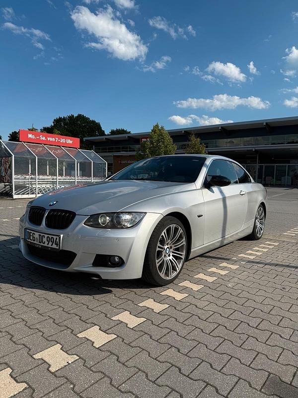 Silber Gebraucht 2007 BMW 325 Cabriolet Cabrio | 9.499 € - Bild 1/4