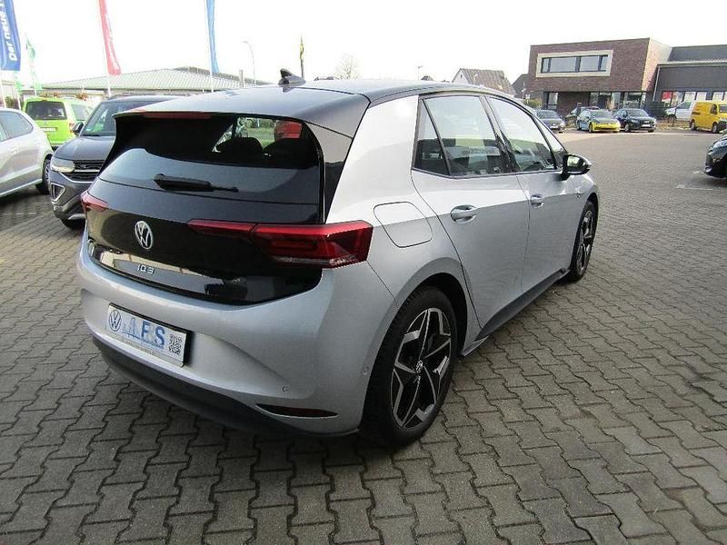 Gebraucht VW ID.3 Pro Performance 150 kW (204 PS) 2022 Silber Kleinwagen