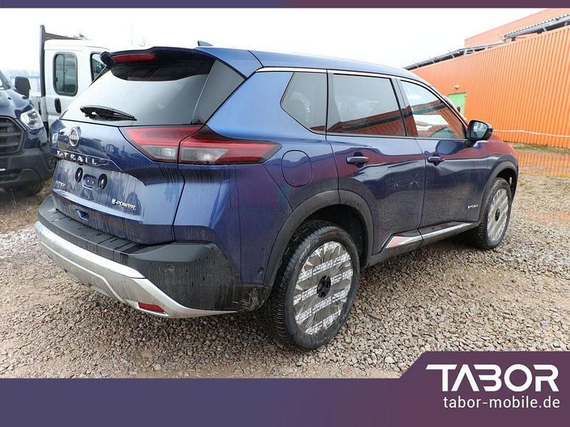 Neu Nissan X-Trail Tekna 213 PS (156 kW) 2025 Blau metallic SUV