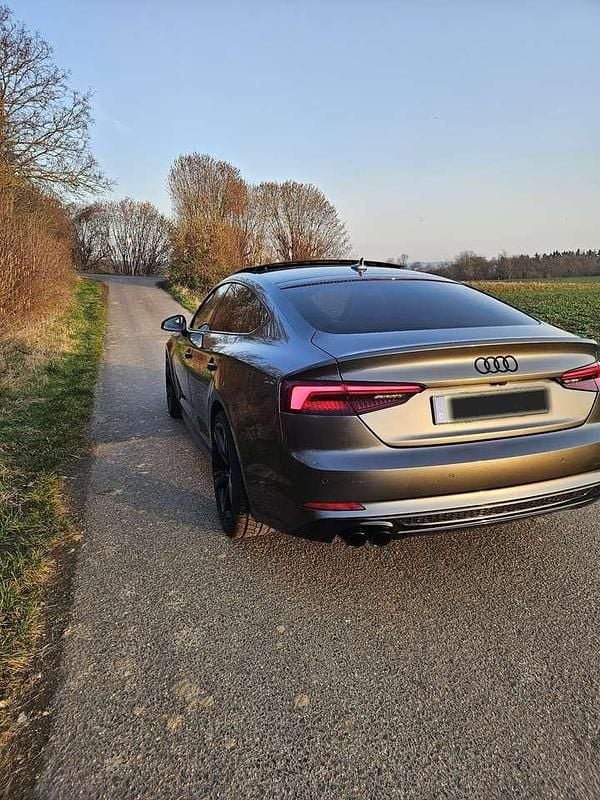 Gebraucht Audi A5 Black Edition 190 PS (139 kW) 2018 Grau Coupé