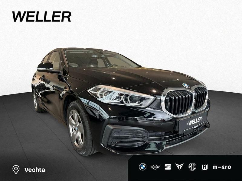 Schwarz Gebraucht 2022 BMW 118 Advantage Kleinwagen | 23.990 € (Fairer Preis) - Bild 1/4