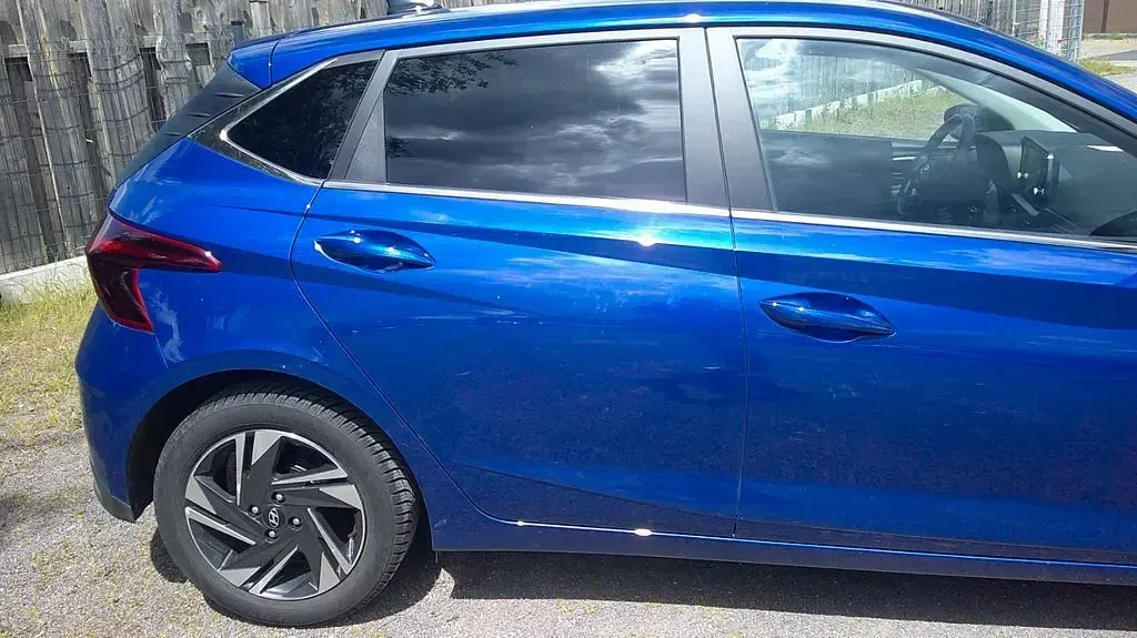 Gebraucht Hyundai i20 Pure 84 PS (61 kW) 2021 Blau Kleinwagen