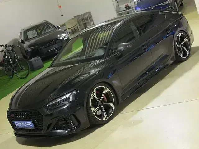 Gebraucht Audi RS5 Sportback Design 450 PS (330 kW) 2022 Mythosschwarz Coupé