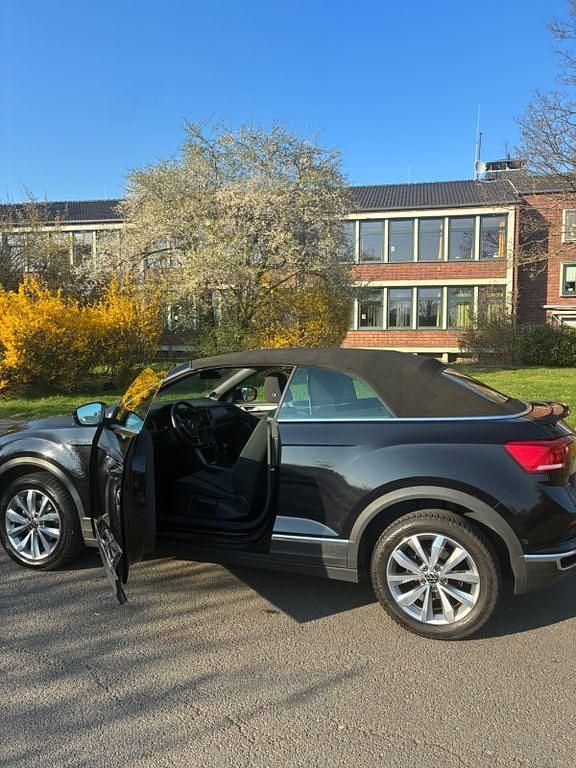 Gebraucht VW T-Roc Cabriolet Style 110 PS (80 kW) 2021 Schwarz Cabrio