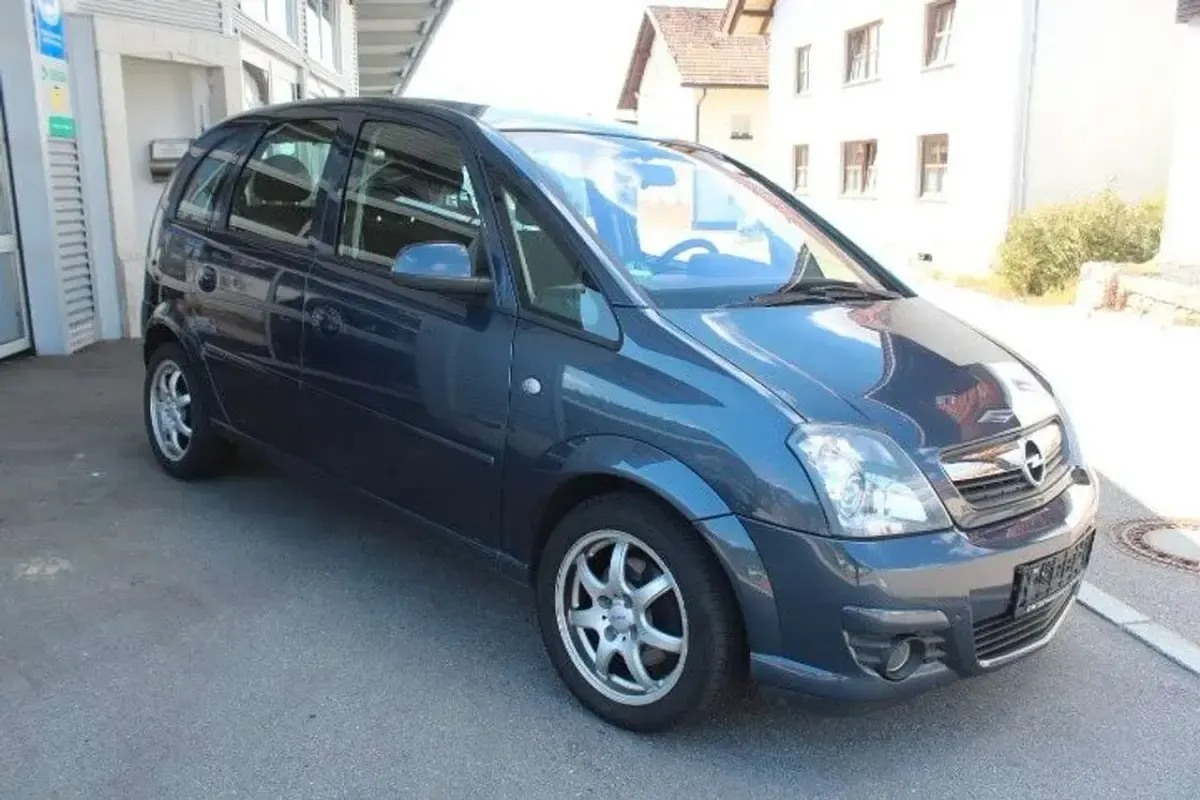 Gebraucht Opel Meriva Innovation 105 PS (77 kW) 2008 Metro blue/metro Van / Kleinbus