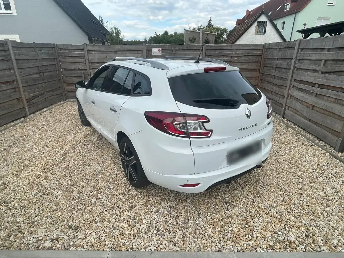 Gebraucht Renault Mégane GrandTour GT 220 PS (161 kW) 2015 Weiß Kombi