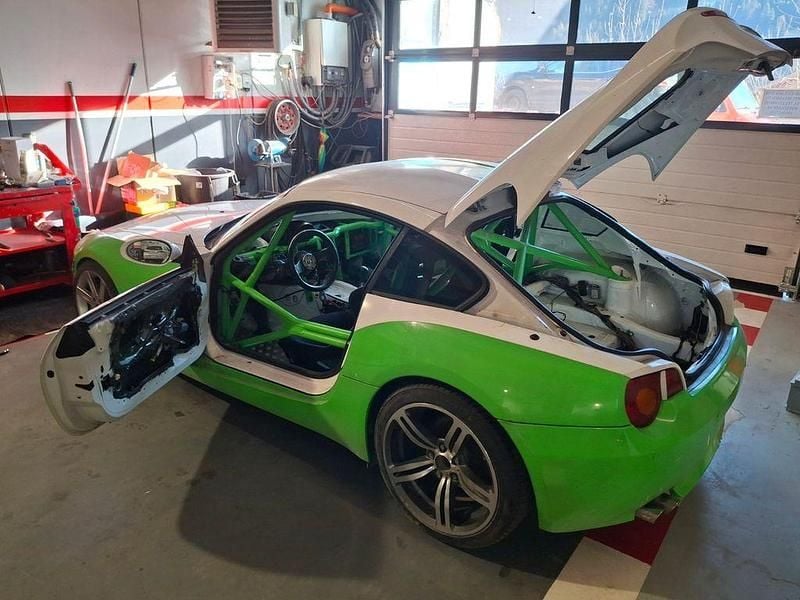 Schwarz Gebraucht 2006 BMW Z4 Performance Coupé | 17.000 € (Fairer Preis) - Bild 1/4