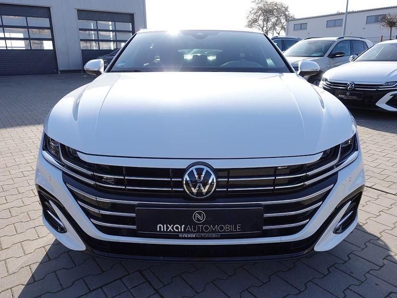Gebraucht VW Arteon R-line 218 PS (160 kW) 2022 Oryxweiß perlmutteffekt Kombi
