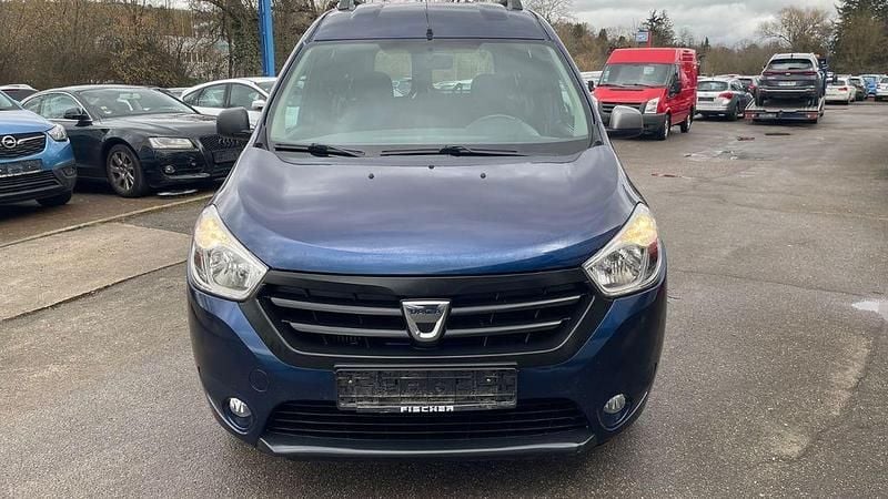 Gebraucht Dacia Dokker Celebration 116 PS (85 kW) 2015 Blau Van / Kleinbus