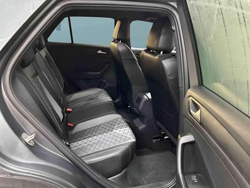 Second-hand VW T-Roc 150 CP (110 kW) 2023 Gri SUV