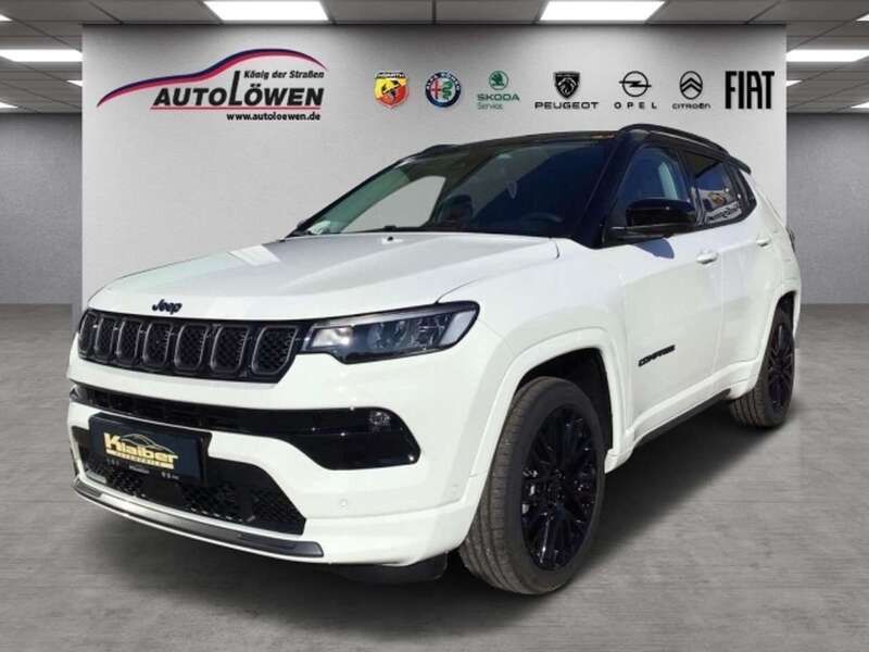 Weiß Gebraucht 2022 Jeep Compass SUV | 31.850 € - Bild 1/2