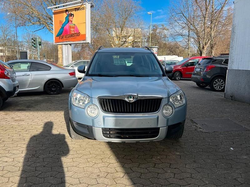 Gebraucht Skoda Yeti Plus Edition 105 PS (77 kW) 2011 Blau SUV