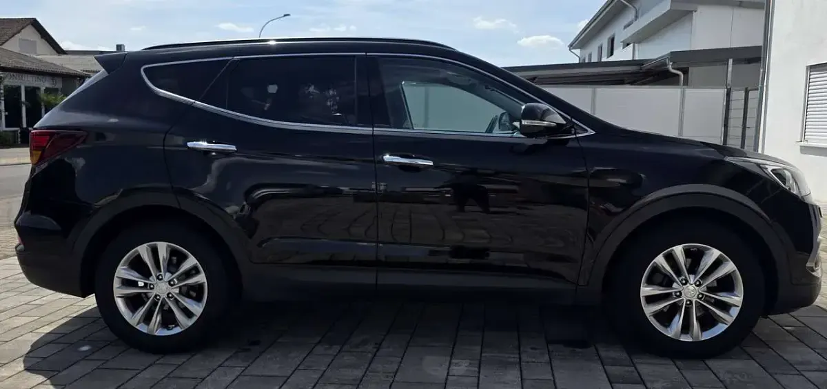 Gebraucht Hyundai Santa Fe 200 PS (147 kW) 2016 Schwarz SUV