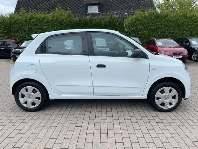 Gebraucht Renault Twingo Life 71 PS (52 kW) 2015 Weiß Kleinwagen