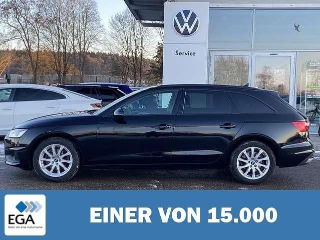 Schwarz metallic Gebraucht 2022 Audi A4 Kombi | 25.790 € (Guter Preis) - Bild 1/4