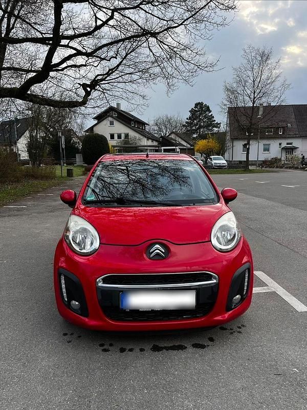 Gebraucht Citroën C1 SELECTION 68 PS (50 kW) 2012 Rot Kleinwagen