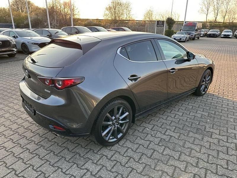 Gebraucht Mazda 3 Exclusive-Line 150 PS (110 kW) 2024 Machine gray Limousine