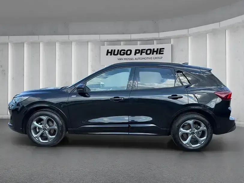Second-hand Ford Kuga ST-Line 186 CP (136 kW) 2025 Negru SUV