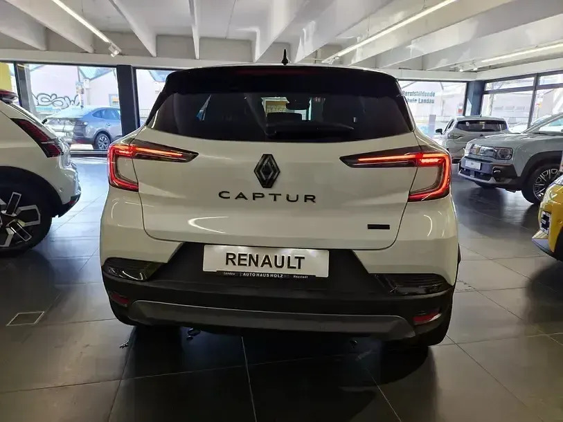 Neu Renault Captur Esprit Alpine 158 PS (116 kW) 2026 Perlmuttweiß SUV