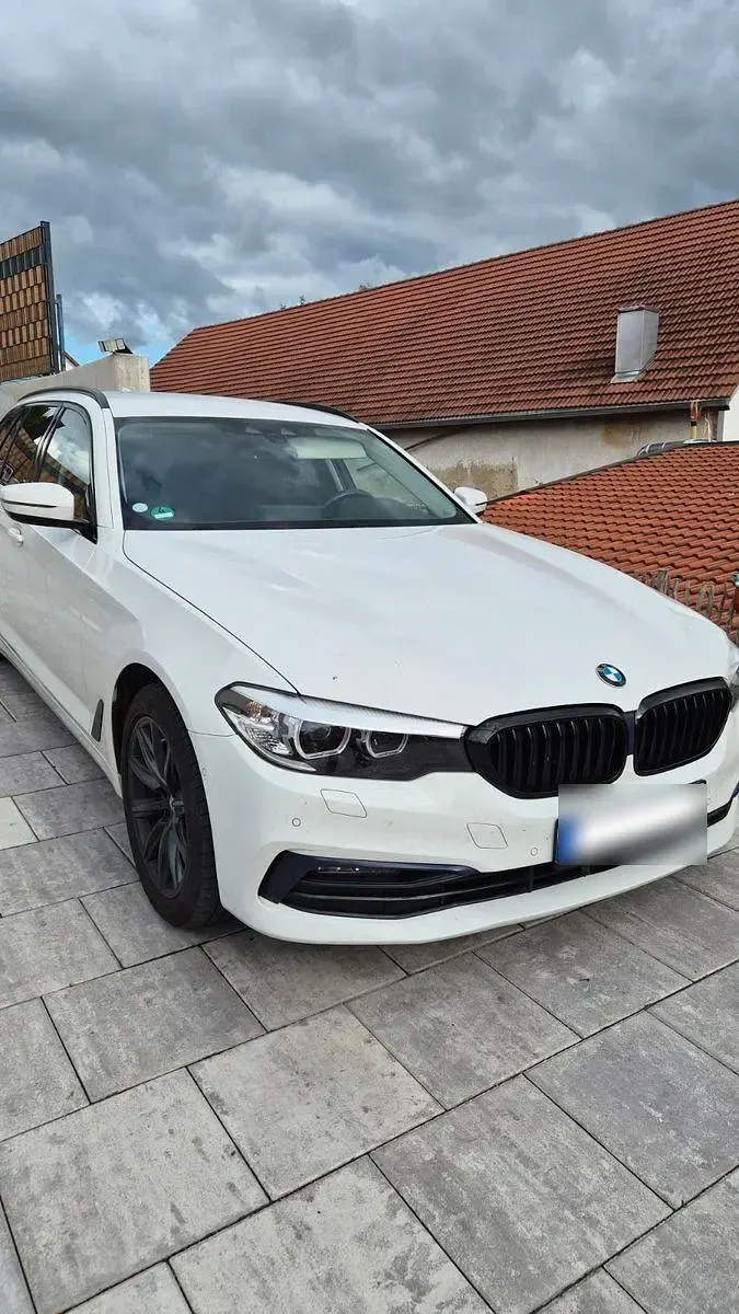 Gebraucht BMW 520 190 PS (139 kW) 2020 Weiß Kombi