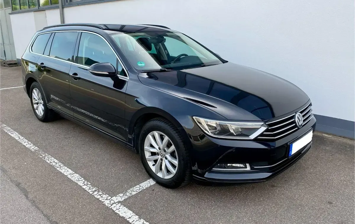 Usata VW Passat Comfortline 150 CV (110 kW) 2017 Nero Station wagon