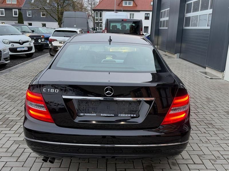 Gebraucht Mercedes C180 156 PS (114 kW) 2015 Schwarz Coupé